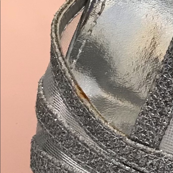 Silver shoes - Picture 12 of 13